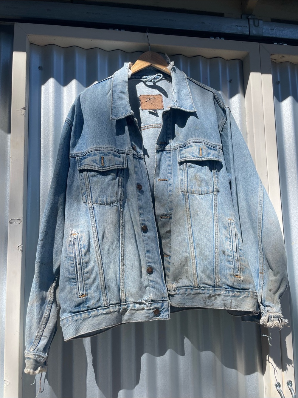 Route 66 Vintage - Light Wash Distressed Destroyed Denim Jacket 70’s 80’s XL